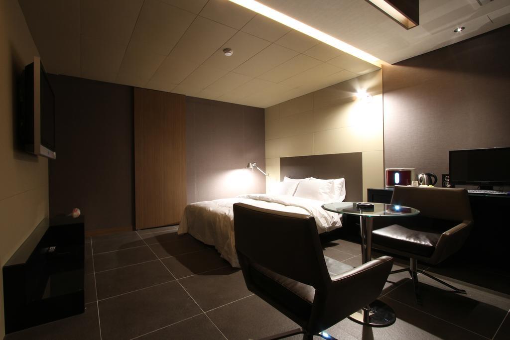 Valentine Hotel Kōyō Chambre photo