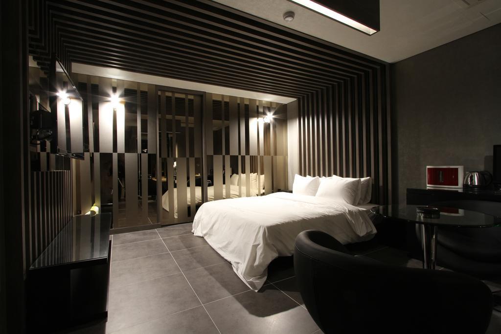 Valentine Hotel Kōyō Chambre photo