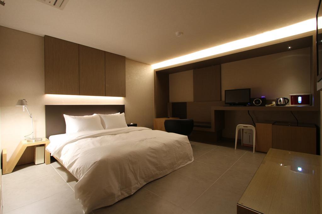 Valentine Hotel Kōyō Chambre photo